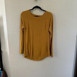 Loft Mustard Long Sleeve Sweater‎  Size Small